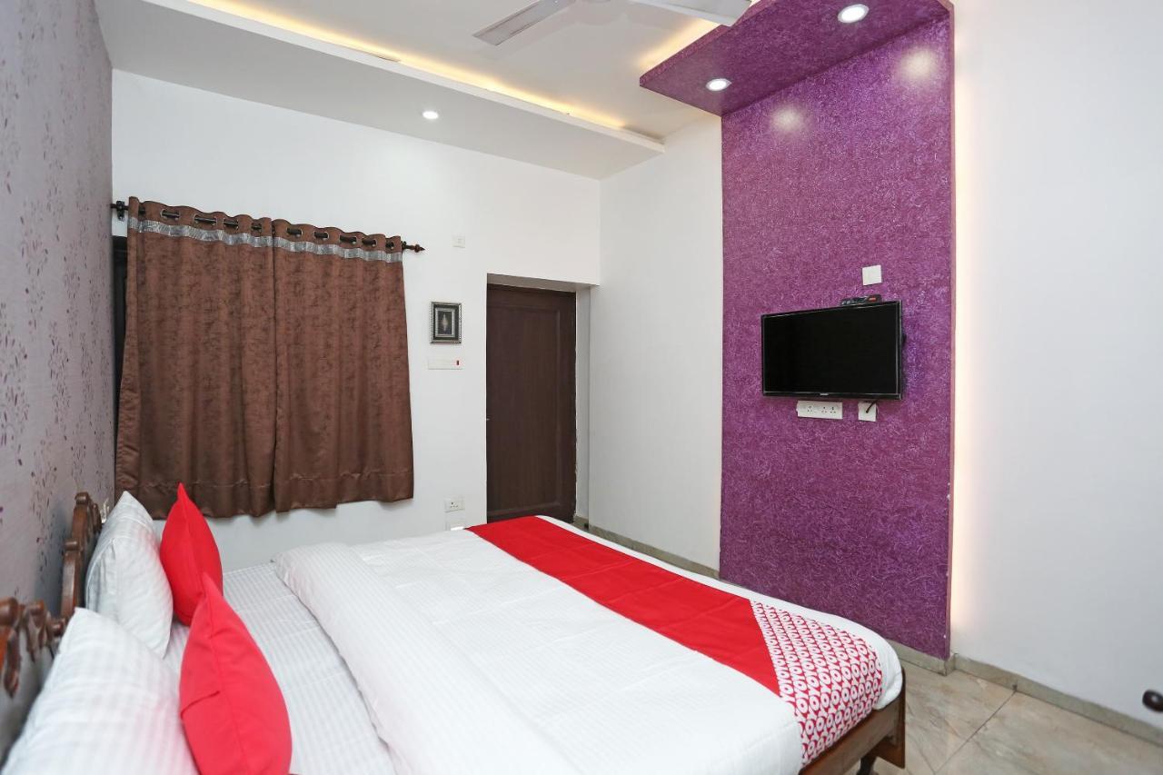 OYO 7128 Hotel Rama Karnāl Exterior foto