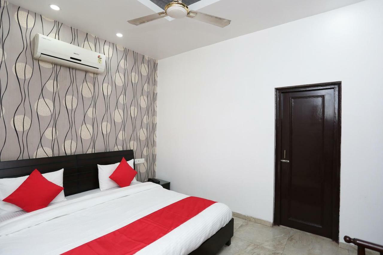 OYO 7128 Hotel Rama Karnāl Exterior foto